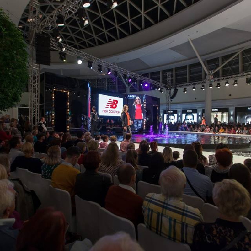 Nagłośnienie przestrzeni eventowej w pasażu galerii