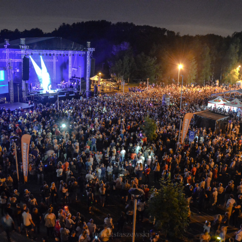 Wynajem oświetlenia estradowego na juwenalia