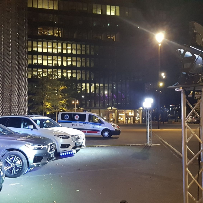 Efektowne oświetlenie nowego modelu na scenie HIPS